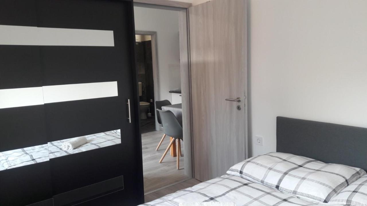 Mohacs Apartman Экстерьер фото